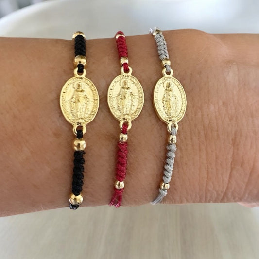 Pulsera hilo virgen de los rayos oro