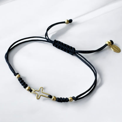 Pulsera hilo mini cruz oro